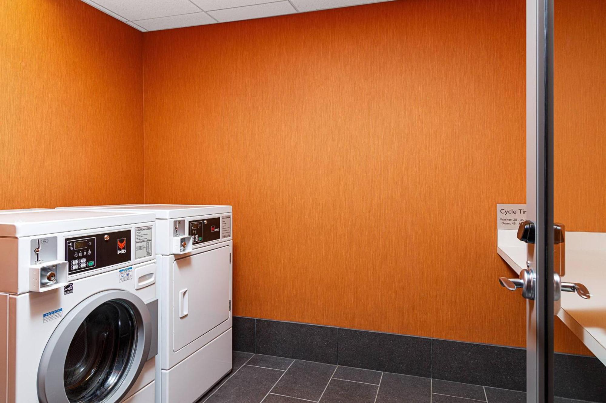 Courtyard By Marriott Charleston Summerville Bagian luar foto